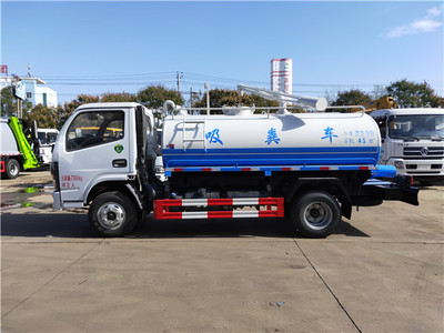 干粪运输车-5方粪污畜禽粪便运输车图解与功能详解