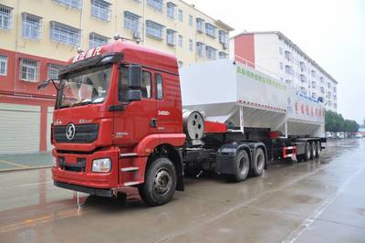 莱芜重汽豪沃22方畜禽运输车 高效畜禽运输的可靠伙伴